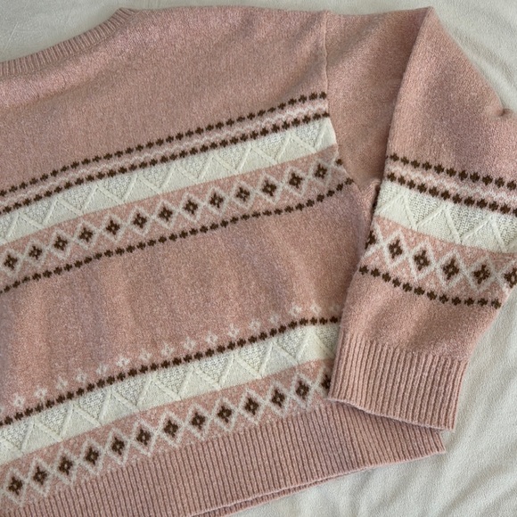 Aerie fuzzy Pink Patterned Women's Sweater - Picture 10 of 14
